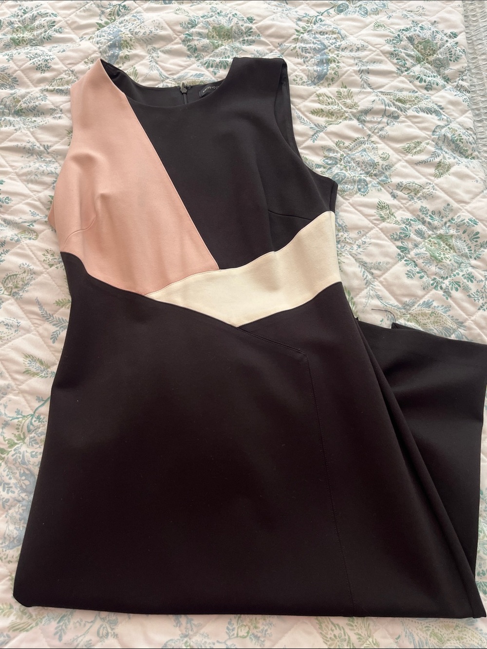 Colorblock Sleeveless Fitted Dress in Black, Blush & Cream
